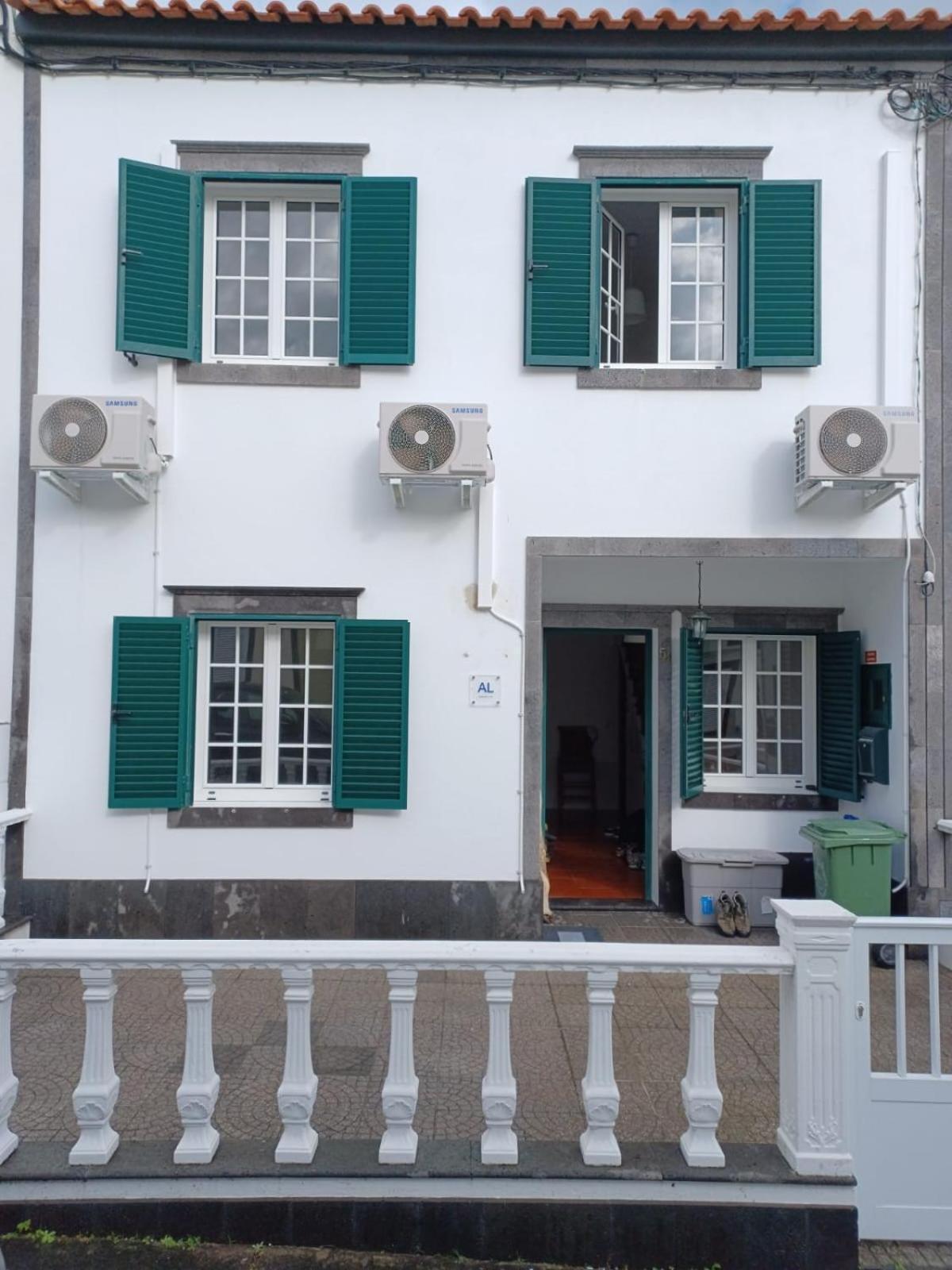 Espirito Azul Guest House - Rooms To Rent, 2 Minutes Walking From The Beach, Marina And Our Dive Center Vila Franca do Campo Exteriér fotografie